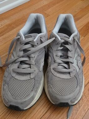 Progrid Omni 9 Saucony Sneakers